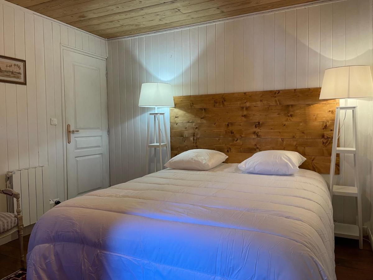 Le Chalet De Carole Cadeac Exterior photo